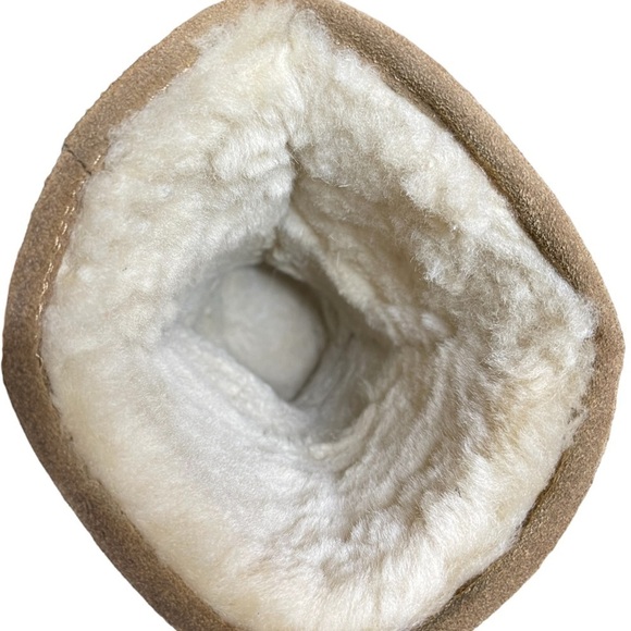 Women’s Hickory BearPaw Emma Tall Suede Boot with Sheepskin Wool Lining - Size 8 - Picture 7 of 9